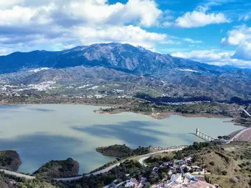 Presa de La Vi&ntilde;uela. Foto de Mari &Aacute;ngeles Ruiz