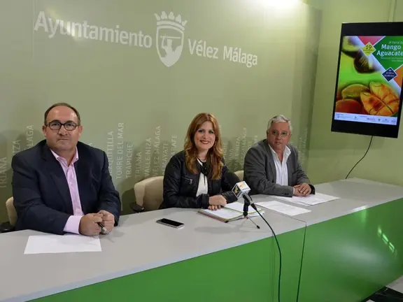 Gregorio Campos, María Santana y Manuel roberto