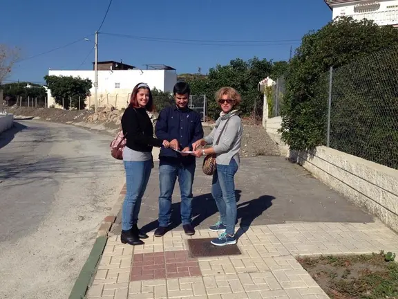 Los ediles de IU en Triana