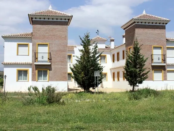 Residencia de la Tercera Edad Benamocarra