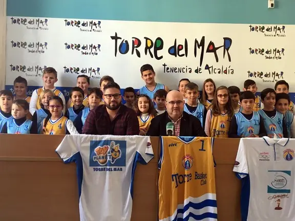 Atencia con los miembros de la nueva escuela
