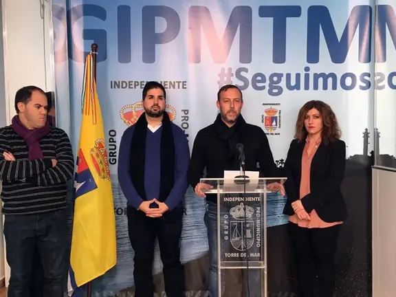 Los miembros del GIPMTM en rueda de prensa