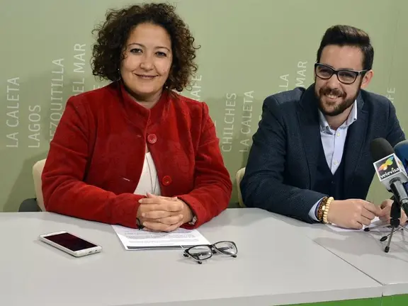 Cynthia García y Víctor González