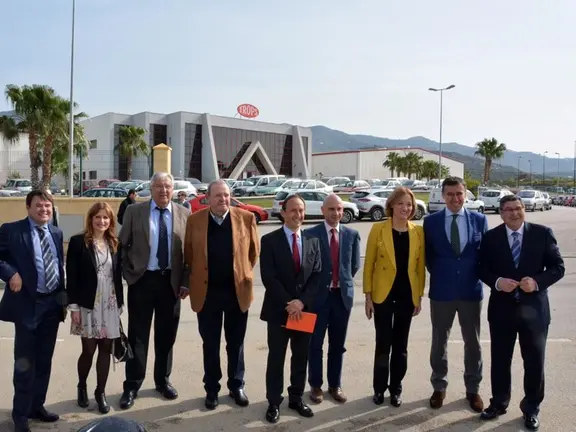 Autoridades, miembros de Trops y organizadores