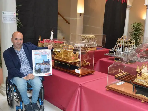 certamen tronillos y exposición tronos miniatura