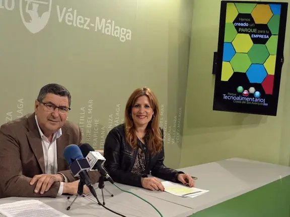 Antonio Moreno Ferrer y María Santana