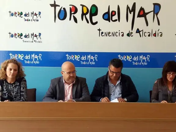 Reunión con el consejo escolar de Conservatorio