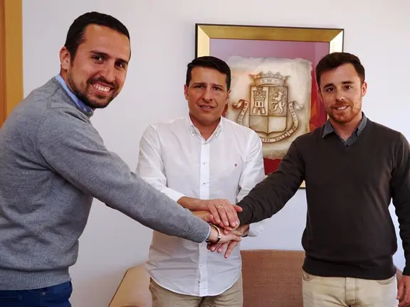 Presentación del campeonato de Acuatlón en Torrox