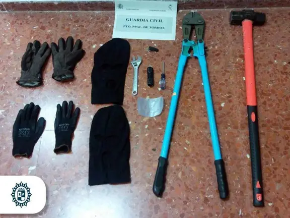 Material de los presuntos ladrones