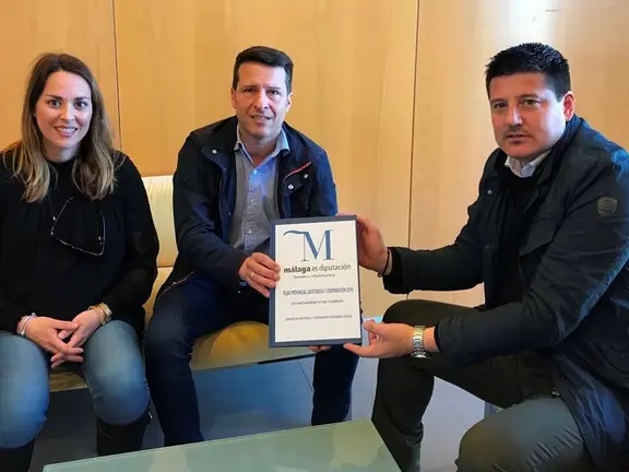 Moreno y Medina con el diputado Francisco Oblaré