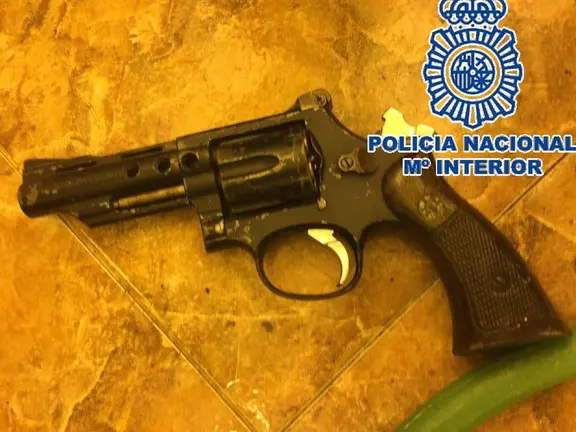 Pistola incautada por la Policía