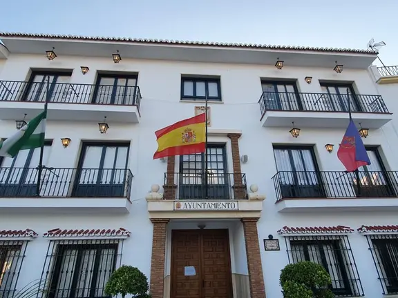 Fachada del Ayuntamiento de Torrox
