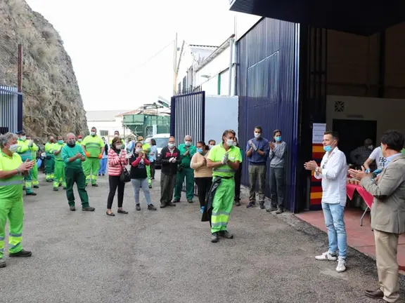 Medina con los trabajadores