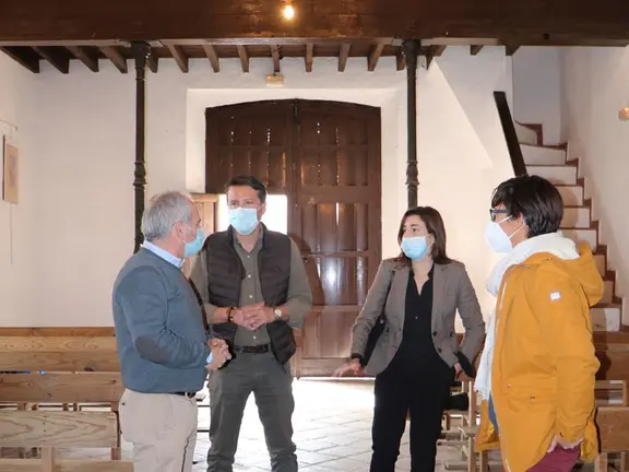 Medina y Ruiz en la iglesia