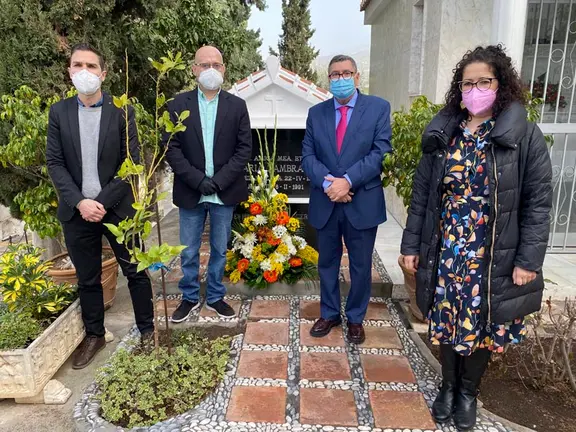 Ofrenda a María Zambrano