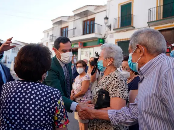 Juanma Moreno en Riogordo