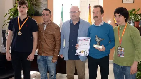 Atencia, con los campeones