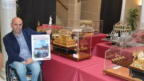 certamen tronillos y exposición tronos miniatura