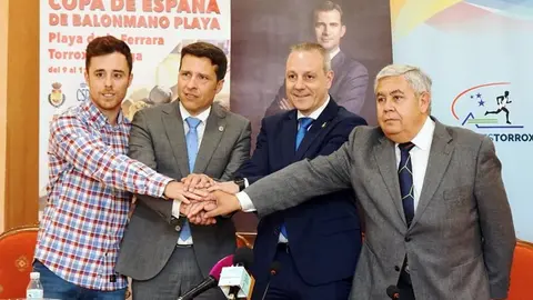 Presentación Copa España Balonmano Playa en Torrox