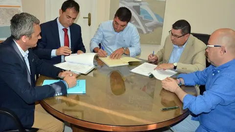 Adjudicacion biblioteca Torre del Mar