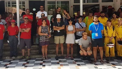 Minuto de silencio en la Cueva de Nerja