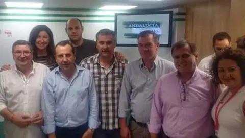 Ruiz Espejo con representantes socialistas de la Axarquía