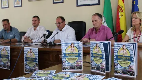 Presentación de la Fiesta Oktoberfest Algarrobo
