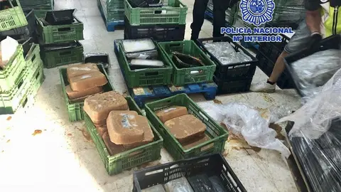 Media tonelada de cocaína en comida congelada
