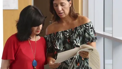 Ditutada Lourdes Burgos y Ana Gimenez