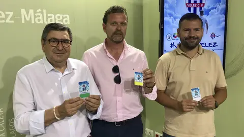 Campaña abonos Vélez C.F.