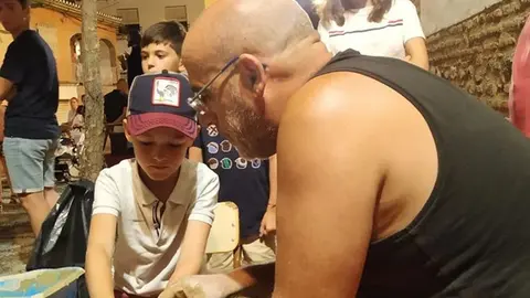 El ceramista Pepe Gálvez en la Noche en Blanco