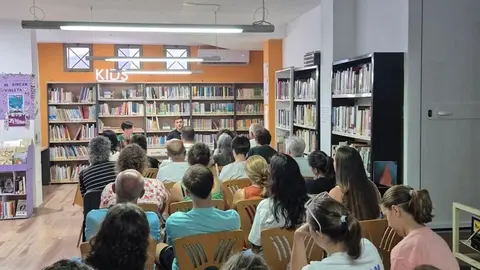 Acto cultural en la biblioteca de Almáchar. Archivo