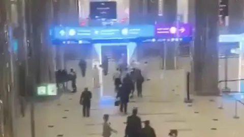 Caos en el aeropuerto de Dubai