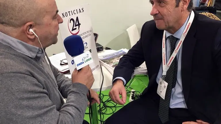 Ángel Luis Martínez con Luis Díaz, Gerente Cueva de Nerja