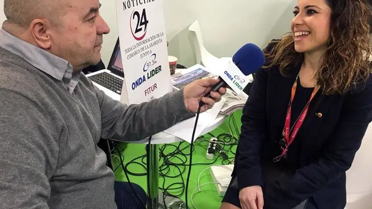 Ángel Luis Martínez con Patricia Gutiérrez, concejala de Turismo de Nerja