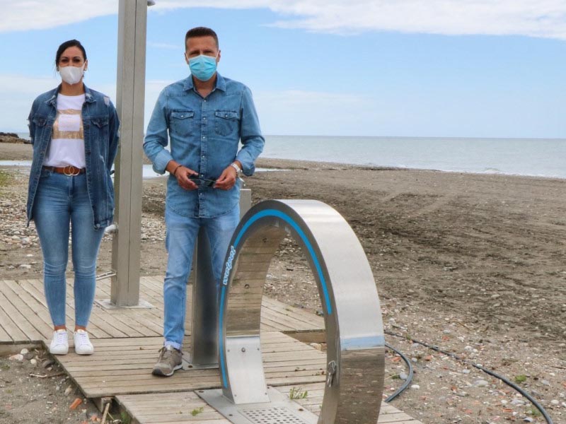 Muñoz y Medina en la playa